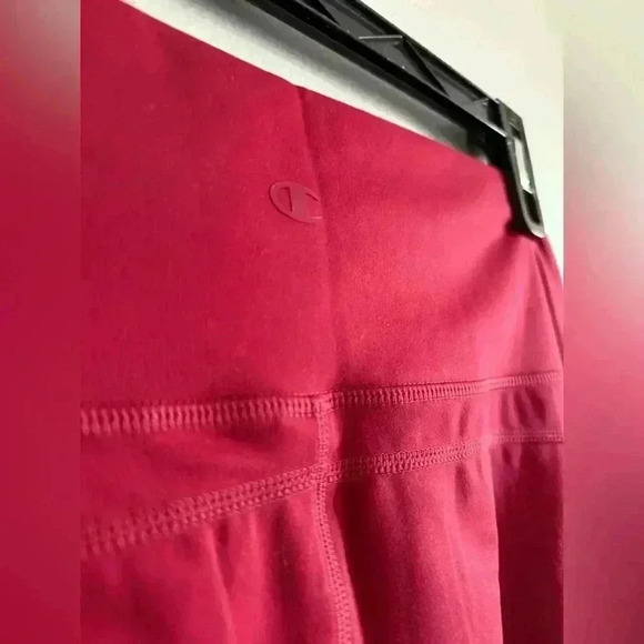 CHAMPION Soft Touch Flare Leggings, Anti Odor, C Logo, 31.5" - NWT - Picture 6 of 13